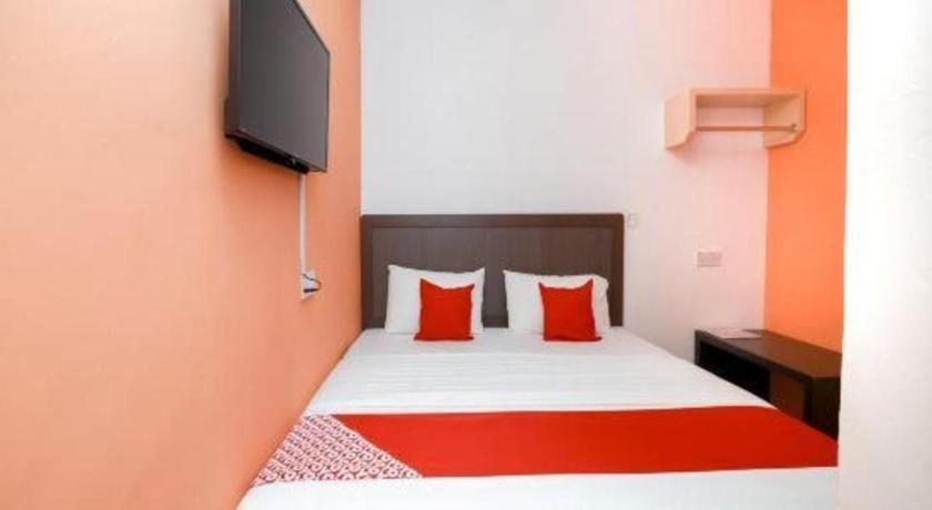 Oyo 1111 Harmony Stay Miri Eksteriør billede